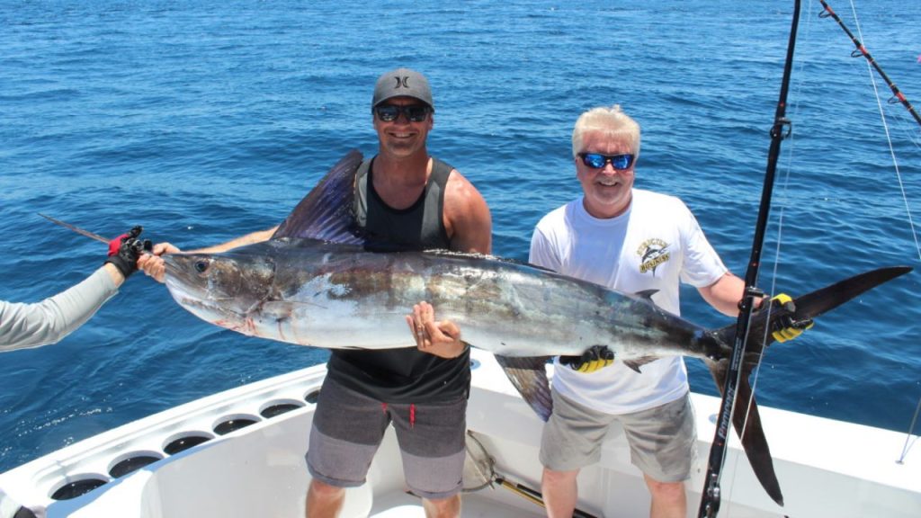 Popping and Jigging in Cabo san Lucas - Tag Cabo Sportfishing